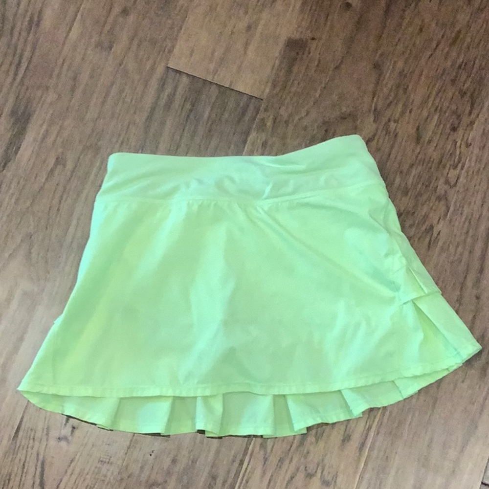 Neon ivivva skirt